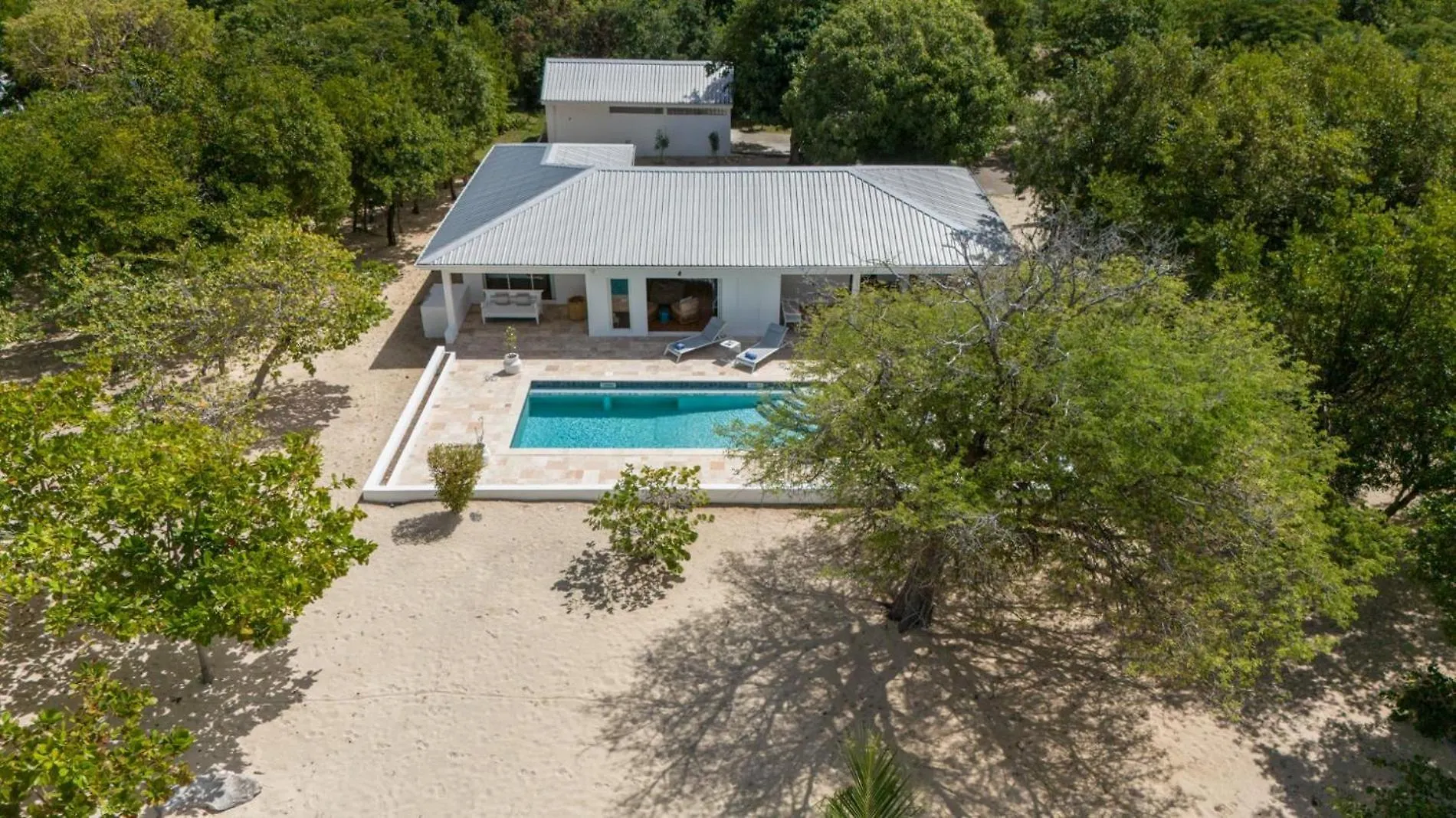 Feriehus Blue Horizon Beach Bungalow Baie Longue