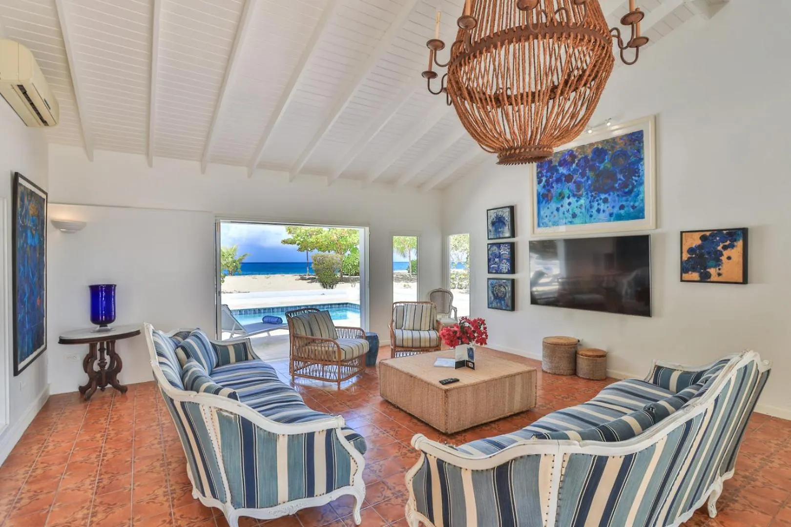 Blue Horizon Beach Bungalow Baie Longue Feriehus