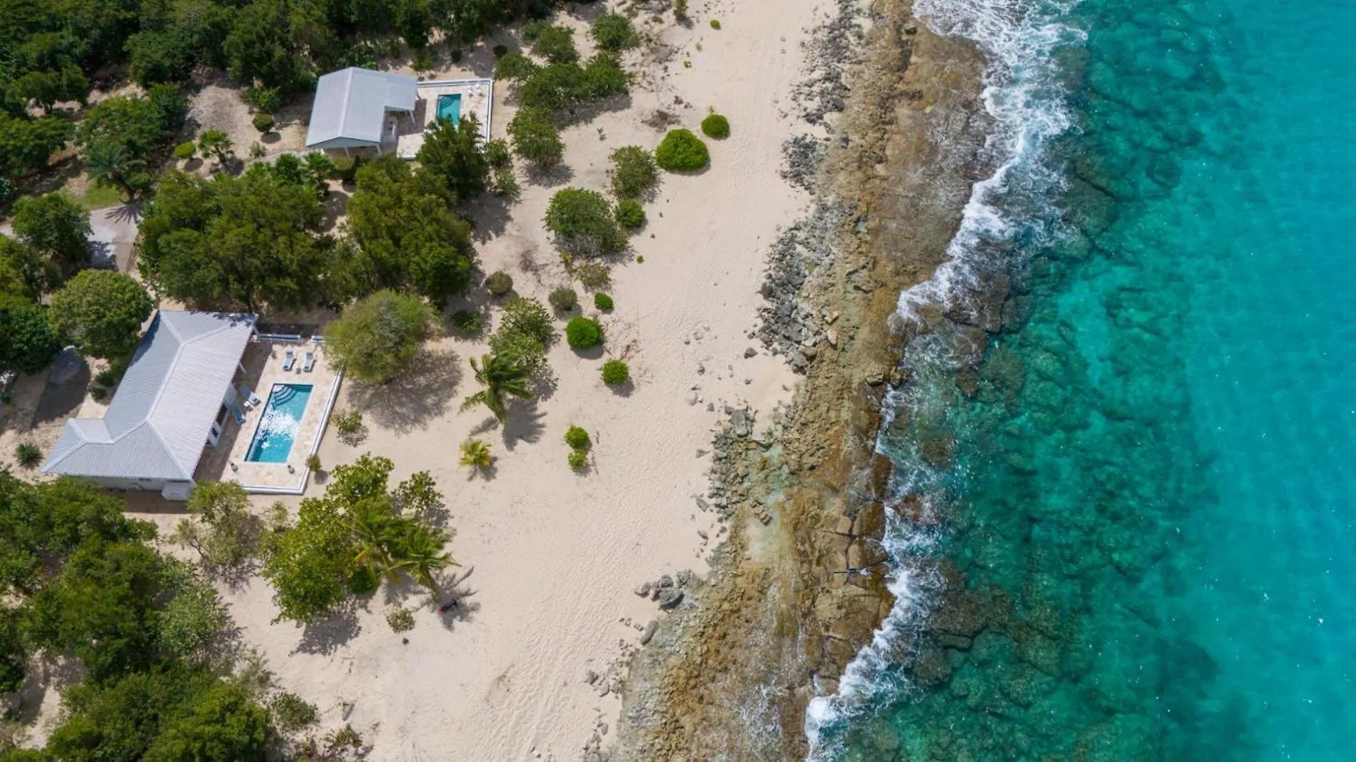 Blue Horizon Beach Bungalow Baie Longue بيت للعطل